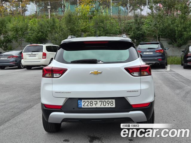 Chevrolet Trailblazer 1.3 Turbo 2WD Premier 2023 — фото 4