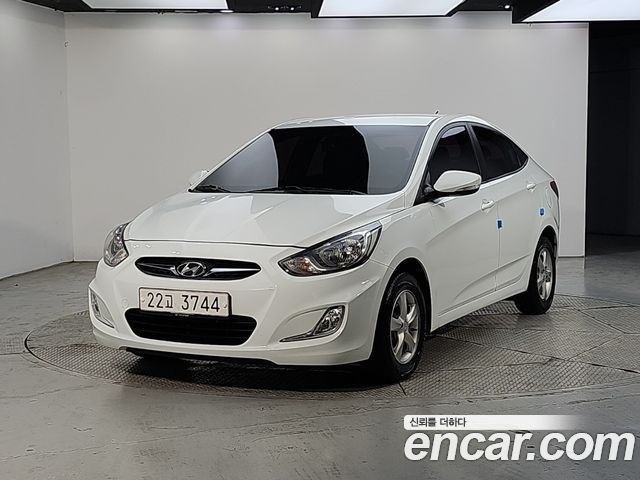 Hyundai Accent (New) 1.4 VVT Premium