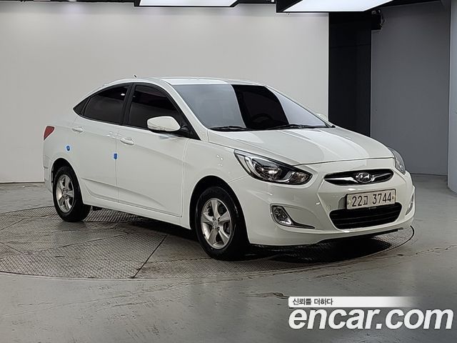 Hyundai Accent (New) 1.4 VVT Premium 2011 — фото 2