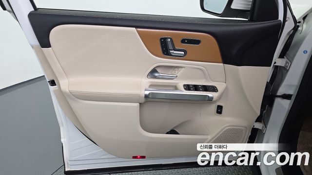 Mercedes-Benz GLB-Class (X247) GLB220 2021 — фото 24