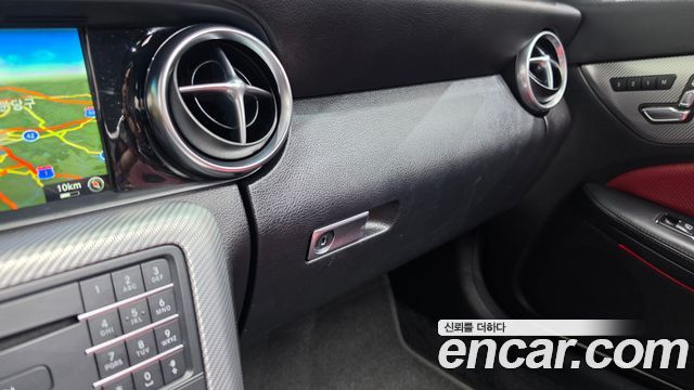 Mercedes-Benz SLC-Class (R172) AMG SLC43 2018 — фото 17