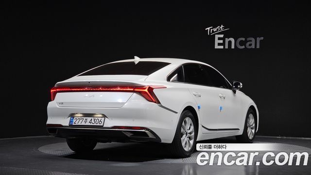 Kia K8 2.5 Gasoline 2WD Noblesse 2022 — фото 2