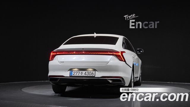 Kia K8 2.5 Gasoline 2WD Noblesse 2022 — фото 4