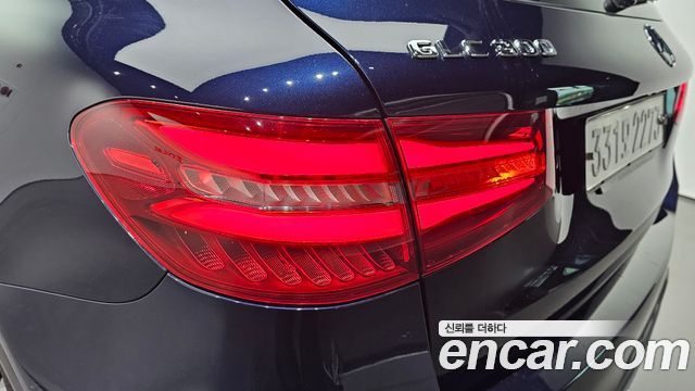 Mercedes-Benz GLC-Class (X253) GLC300 4MATIC AMG Line 2019 — фото 23