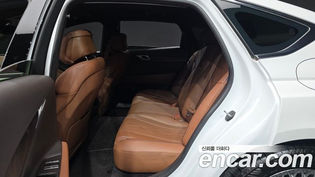 Genesis G80 (RG3) Gasoline 2.5 Turbo AWD 2022 — фото 26