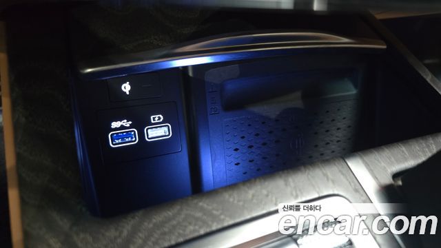 Genesis G80 (RG3) Gasoline 2.5 Turbo AWD 2022 — фото 27