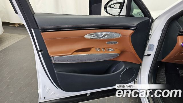 Genesis GV70 2.2 Diesel 2WD 2021 — фото 24