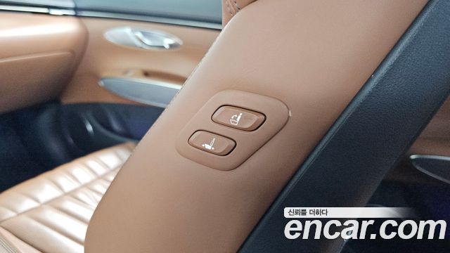 Genesis GV70 2.2 Diesel 2WD 2021 — фото 37