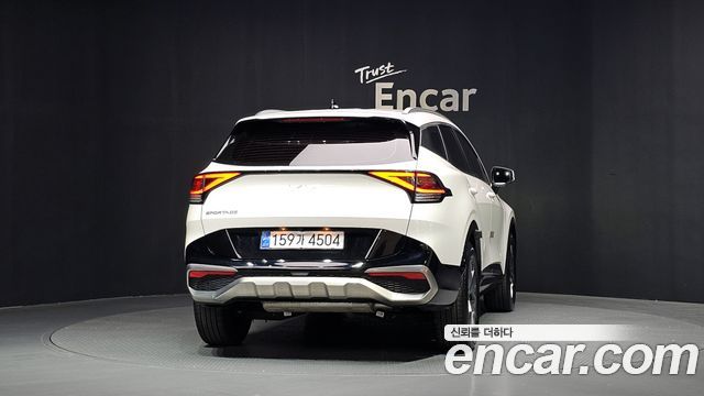 Kia Sportage (V) Gasoline 1.6 Turbo 2WD Nobleless 2022 — фото 4