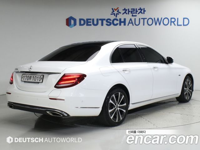 Mercedes-Benz E-Class (W213) E300e Exclusive 2019 — фото 2