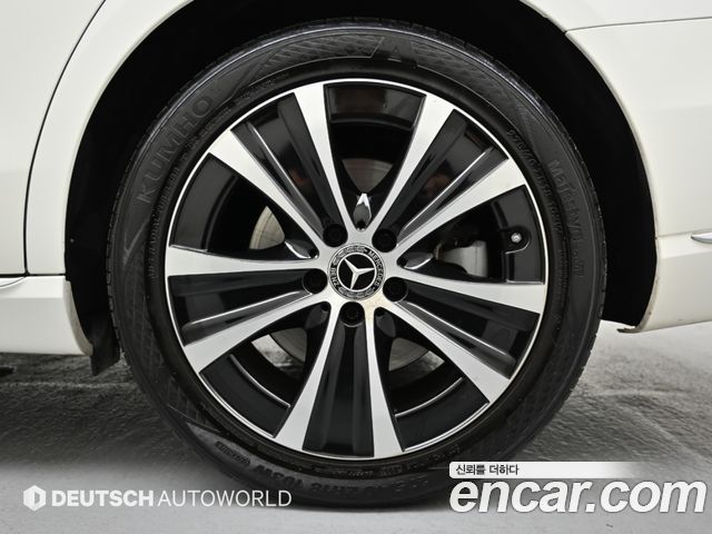 Mercedes-Benz E-Class (W213) E300e Exclusive 2019 — фото 5