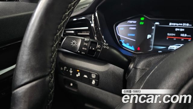 Kia Niro 1.6 Plug-in HEV Noblesse 2020 — фото 19