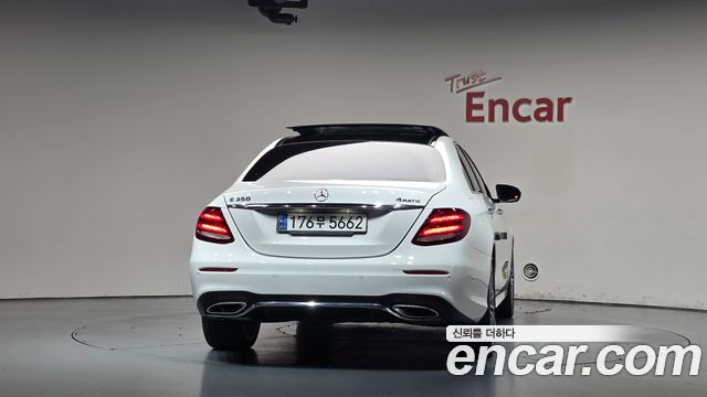 Mercedes-Benz E-Class (W213) E350 4MATIC AMG Line 2020 — фото 4