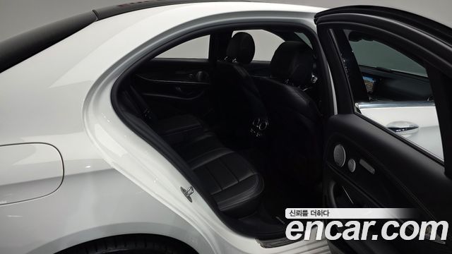 Mercedes-Benz E-Class (W213) E350 4MATIC AMG Line 2020 — фото 16