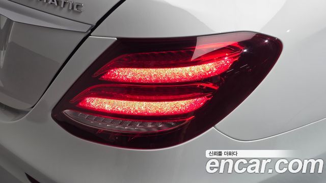 Mercedes-Benz E-Class (W213) E350 4MATIC AMG Line 2020 — фото 29