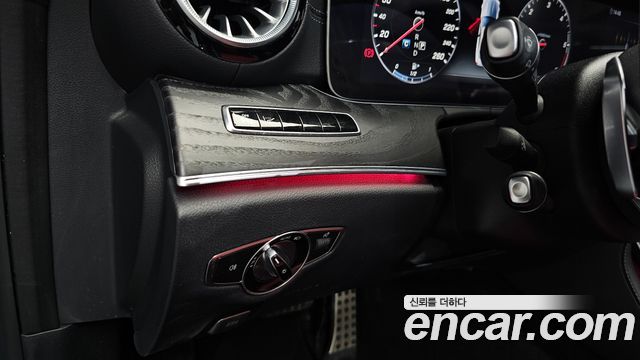 Mercedes-Benz E-Class (W213) E220d Coupe 2017 — фото 23