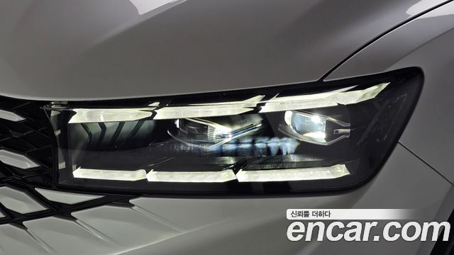 Renault Korea Grand Koleos 1.5 E-TECH Iconic 2WD 2025 — фото 22