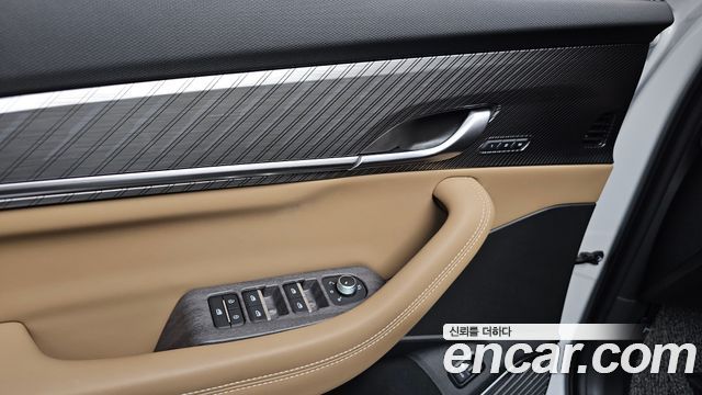 Renault Korea Grand Koleos 1.5 E-TECH Iconic 2WD 2025 — фото 38