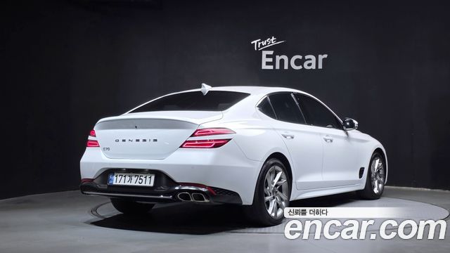 Genesis G70 Gasoline 2.0T 2WD 2021 — фото 2