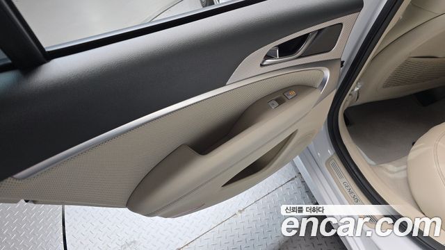 Genesis G70 Gasoline 2.0T 2WD 2021 — фото 24