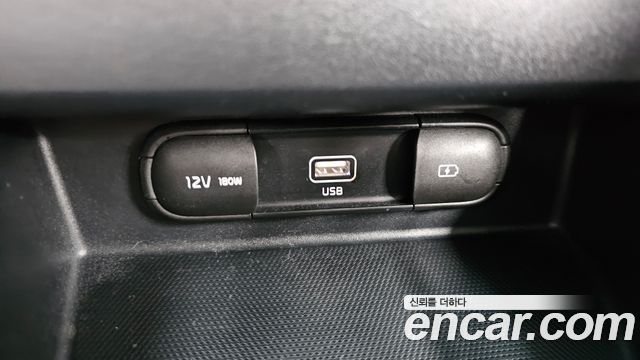 Kia Seltos Gasoline 1.6 Turbo 2WD Signature 2022 — фото 30
