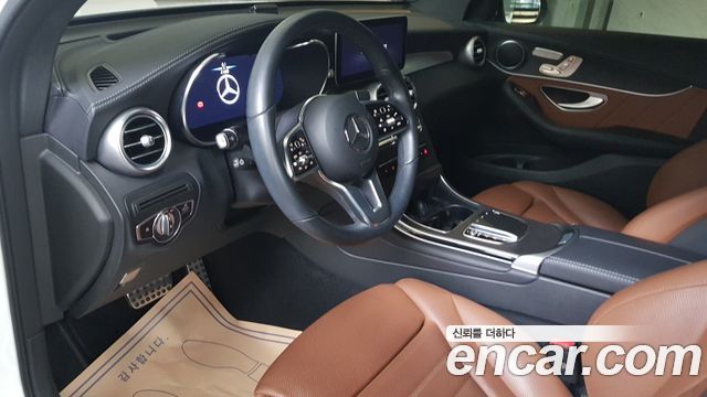 Mercedes-Benz GLC-Class (X253) GCL300 4MATIC Coupe 2023 — фото 17