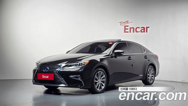 Lexus ES300h Executive XV60