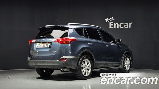 Toyota RAV4 2.5 4WD 4th 2014 — фото 2