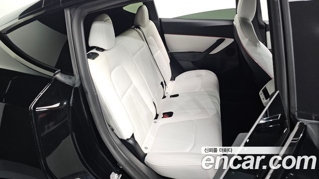 Tesla Model Y Standard Range RWD 2021 — фото 11