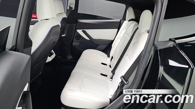 Tesla Model Y Standard Range RWD 2021 — фото 12