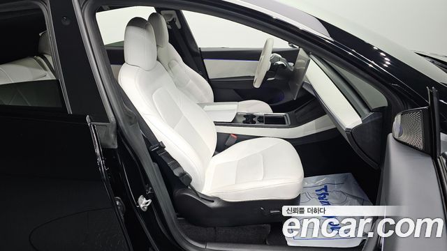 Tesla Model Y Standard Range RWD 2021 — фото 26