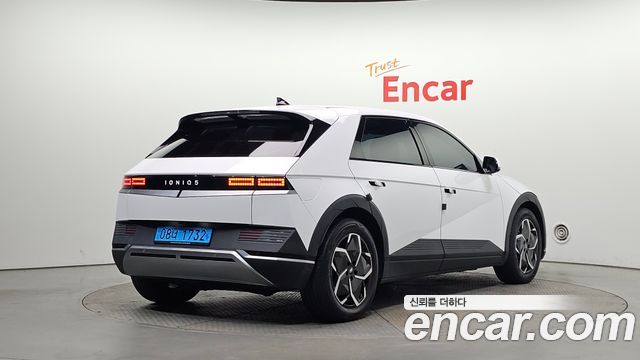 Hyundai Ioniq 5 Long range Exclusive 2022 — фото 2