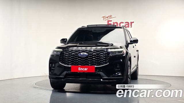 Ford Explorer (VI) 2.3 ST-Line 4WD 2025 — фото 3