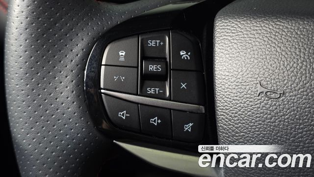 Ford Explorer (VI) 2.3 ST-Line 4WD 2025 — фото 17