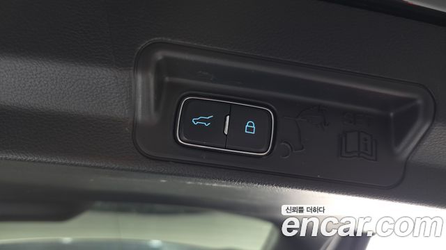 Ford Explorer (VI) 2.3 ST-Line 4WD 2025 — фото 19
