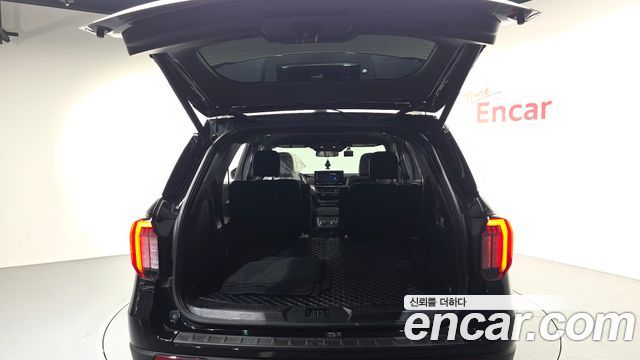 Ford Explorer (VI) 2.3 ST-Line 4WD 2025 — фото 20