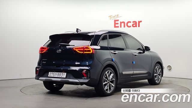 Kia Niro 1.6 HEV Noblesse Special 2020 — фото 2