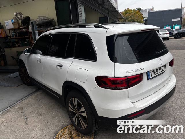 Mercedes-Benz GLB-Class (X247) GLB200 d 2022 — фото 3