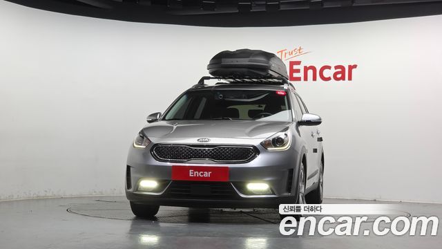 Kia Niro Prestige 2018 — фото 3