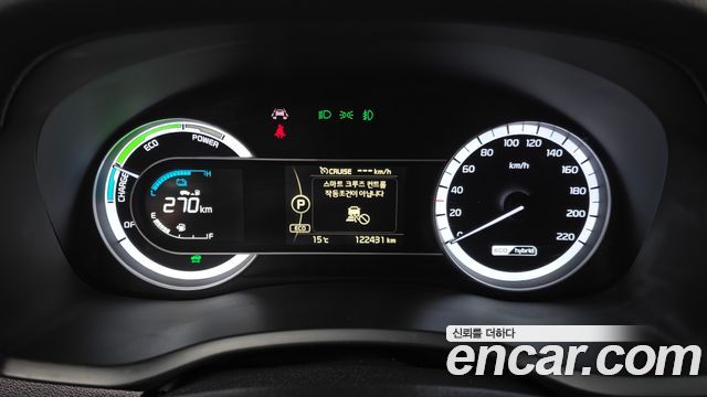 Kia Niro Prestige 2018 — фото 8