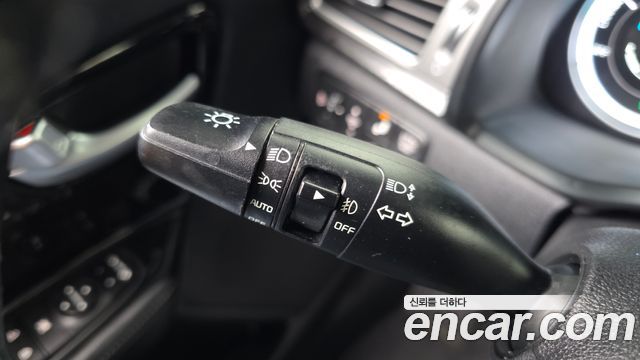 Kia Niro Prestige 2018 — фото 29