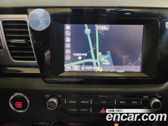 Kia Niro Prestige 2018 — фото 8