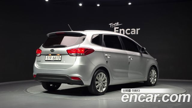 Kia Carens 2.0 LPi Prestige 2015 — фото 2