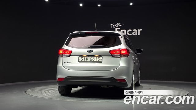 Kia Carens 2.0 LPi Prestige 2015 — фото 4