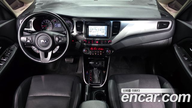 Kia Carens 2.0 LPi Prestige 2015 — фото 7