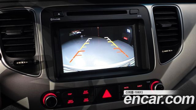 Kia Carens 2.0 LPi Prestige 2015 — фото 20