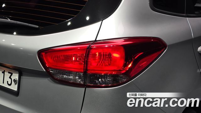 Kia Carens 2.0 LPi Prestige 2015 — фото 23