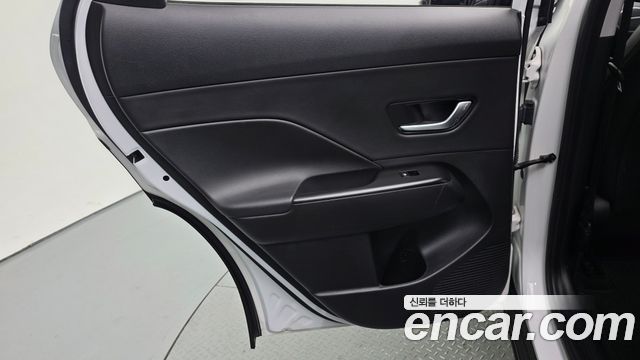 Hyundai Kona (SX2) Gasoline 1.6 Turbo 2WD Modern 2023 — фото 25
