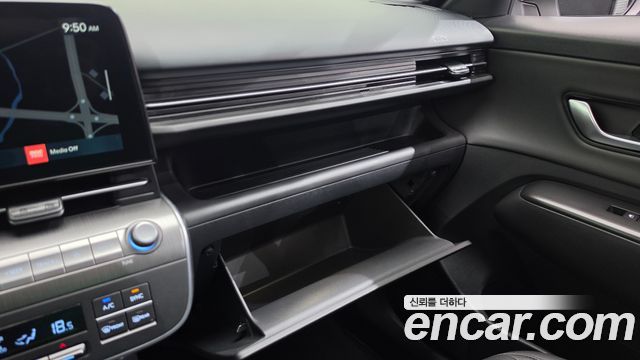 Hyundai Kona (SX2) Gasoline 1.6 Turbo 2WD Modern 2023 — фото 28