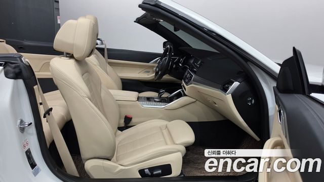 BMW 4 Series (G22) 420i M Sport Convertible 2021 — фото 11